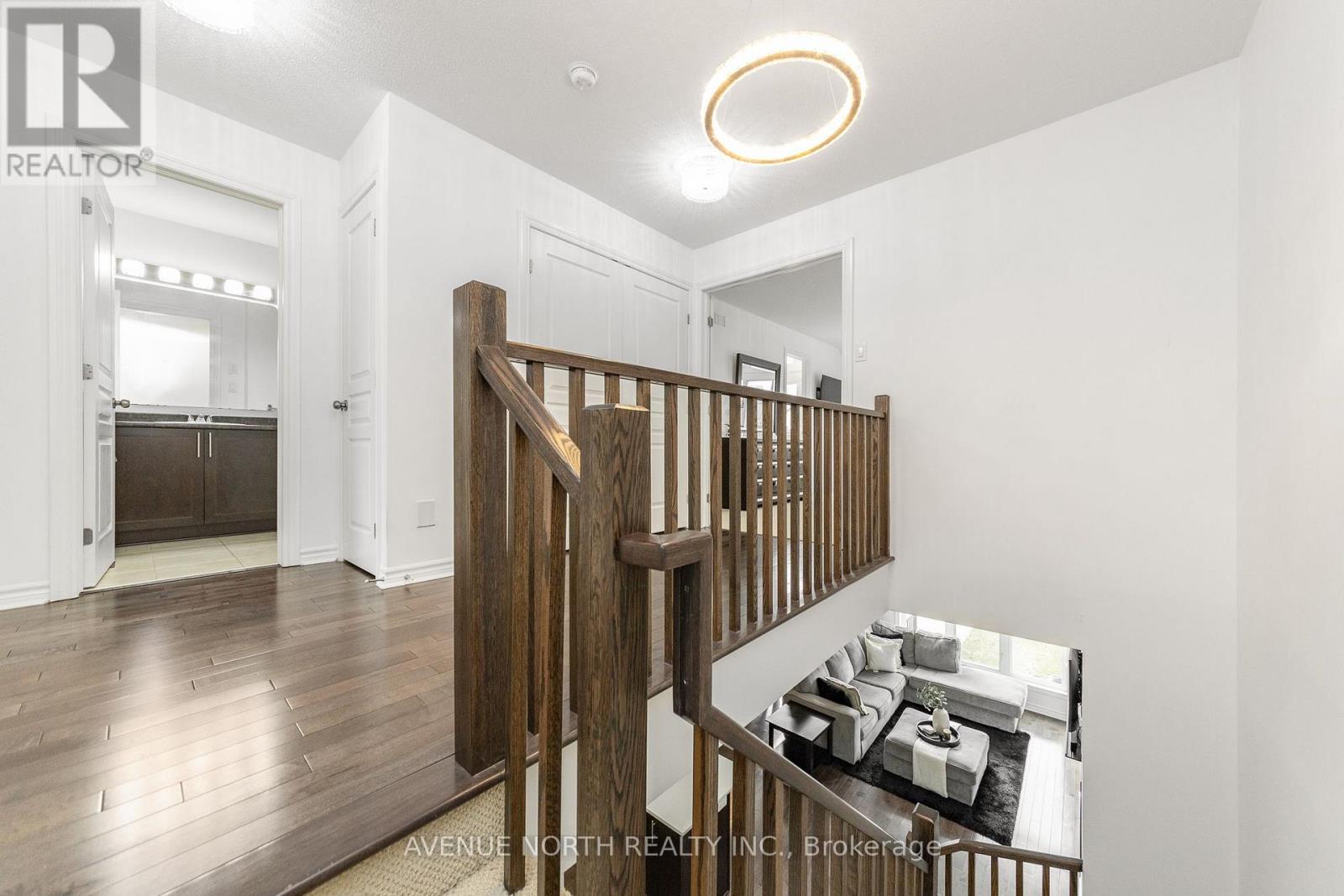 345 COOKS MILL CRESCENT - Image 24