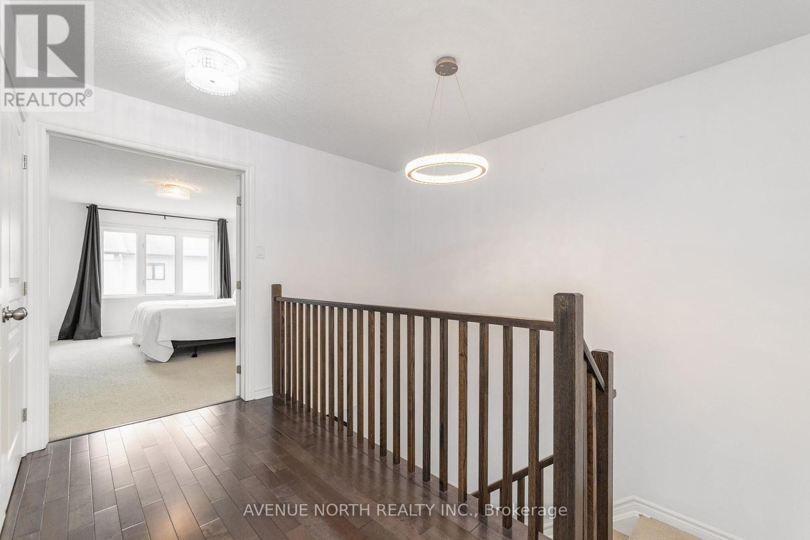 345 COOKS MILL CRESCENT - 25
