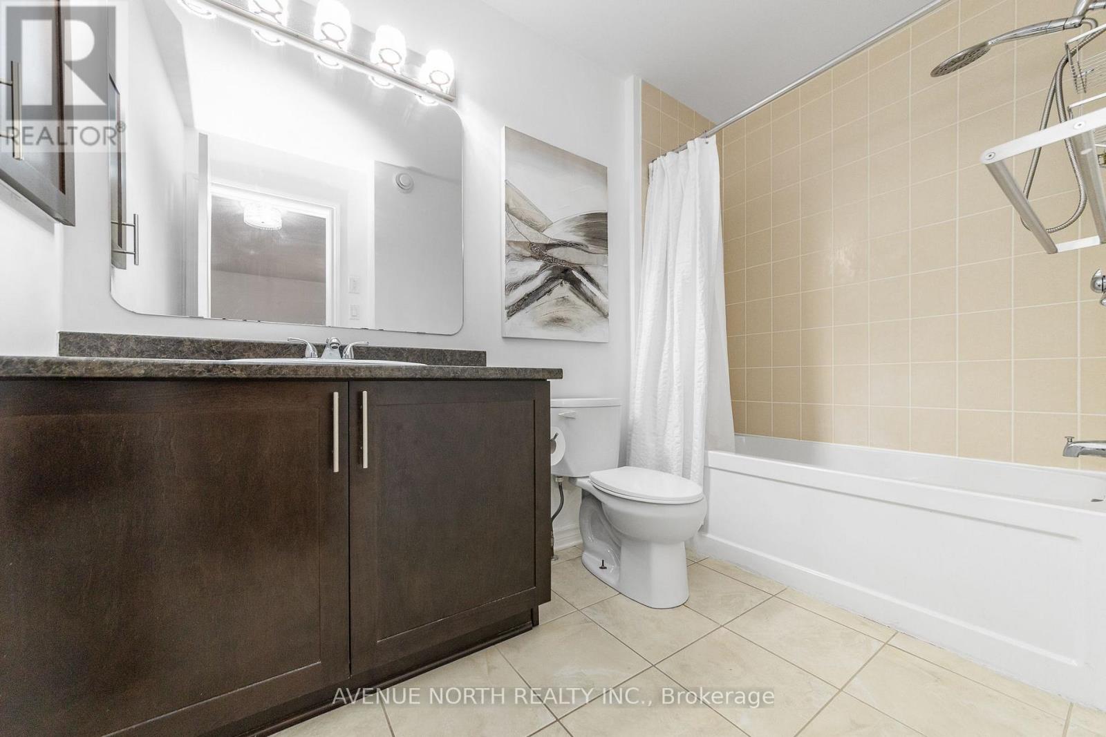 345 COOKS MILL CRESCENT - Image 32