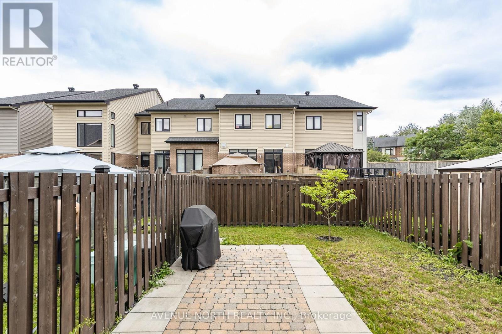 345 COOKS MILL CRESCENT - 42