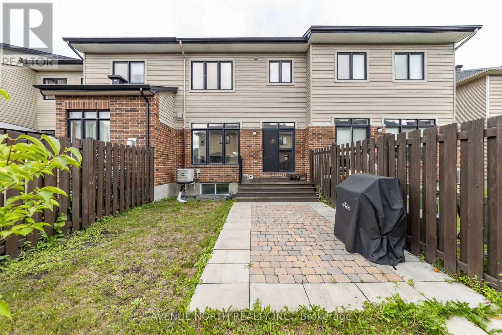 345 COOKS MILL CRESCENT - 44