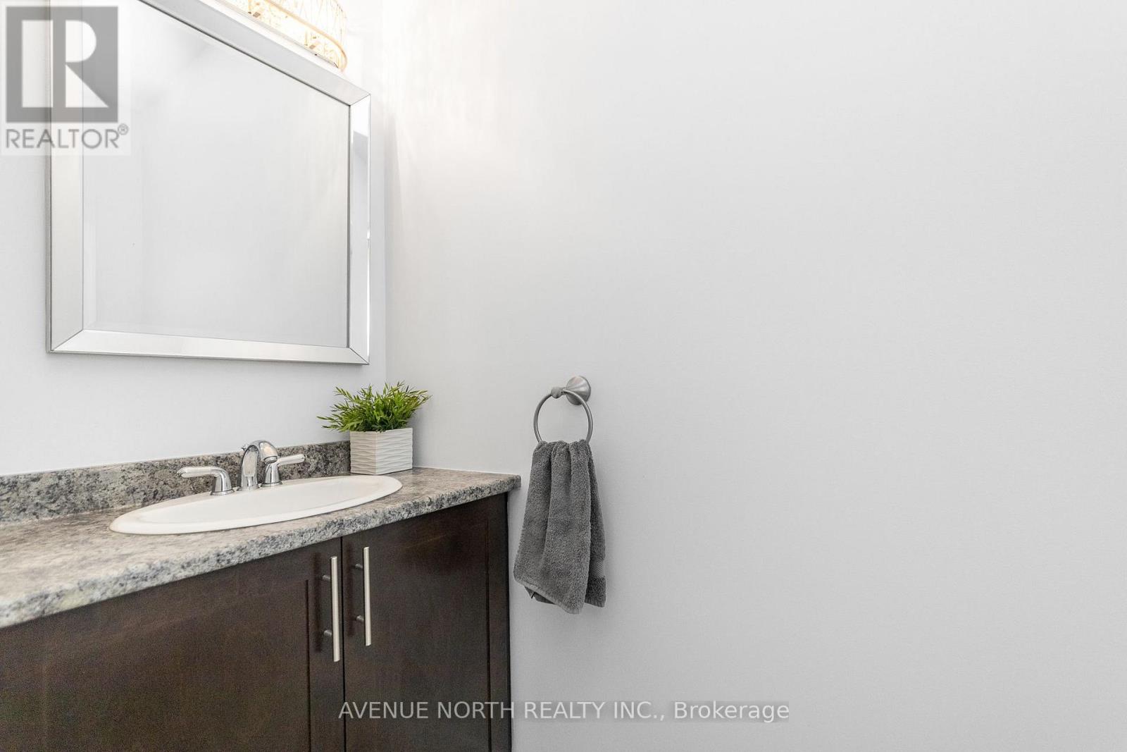 345 COOKS MILL CRESCENT - 5