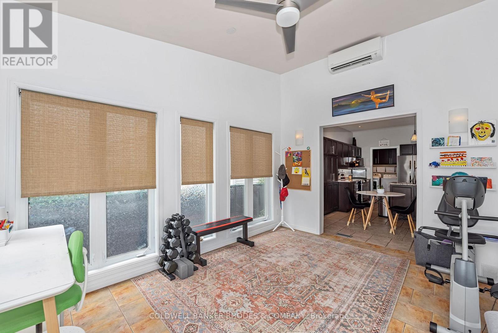 1859 HENNESSY CRESCENT - 15