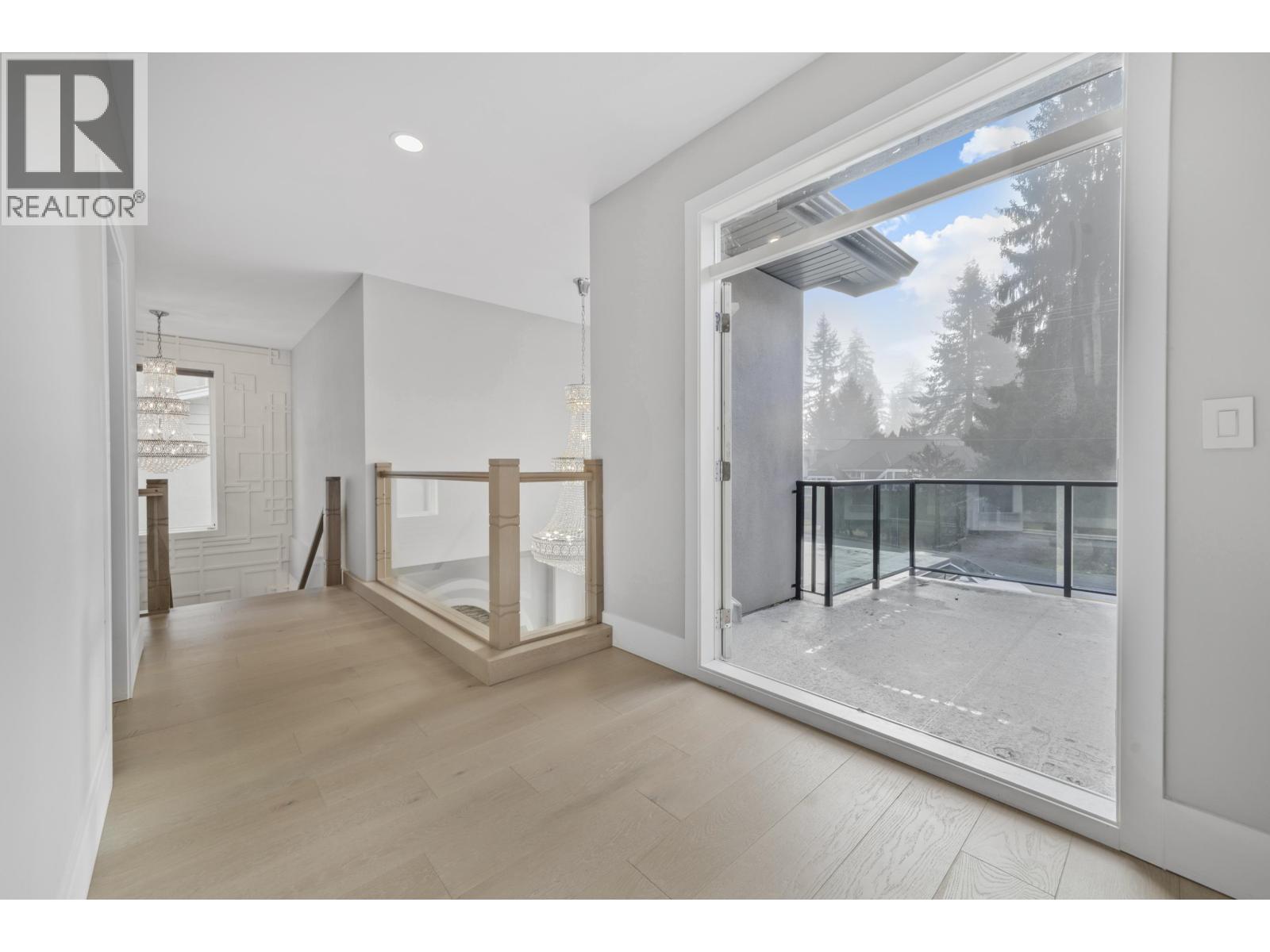 1211 FOSTER AVENUE, Coquitlam