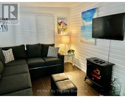 68 - 85 Theme Park Drive, Wasaga Beach, ON L9Z1X7 Photo 9