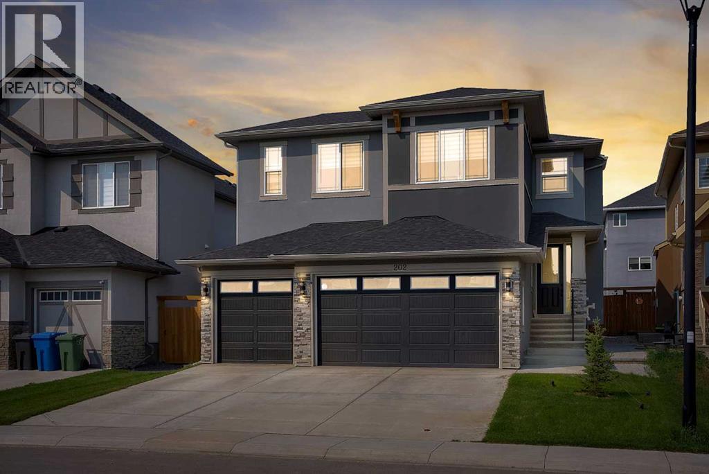 202 Kinniburgh Crescent - 1