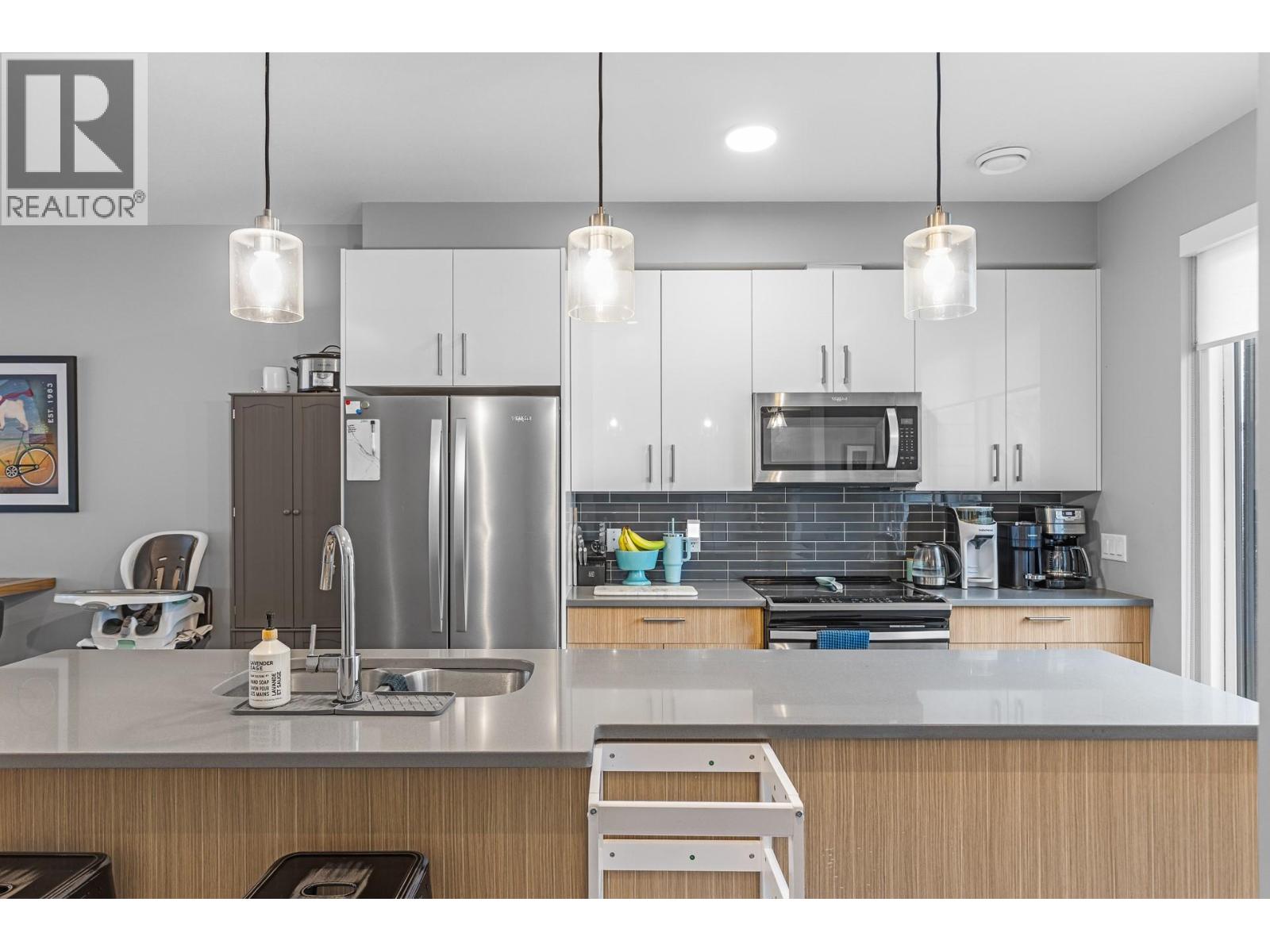 11581 Rogers Road Unit# 203, Lake Country