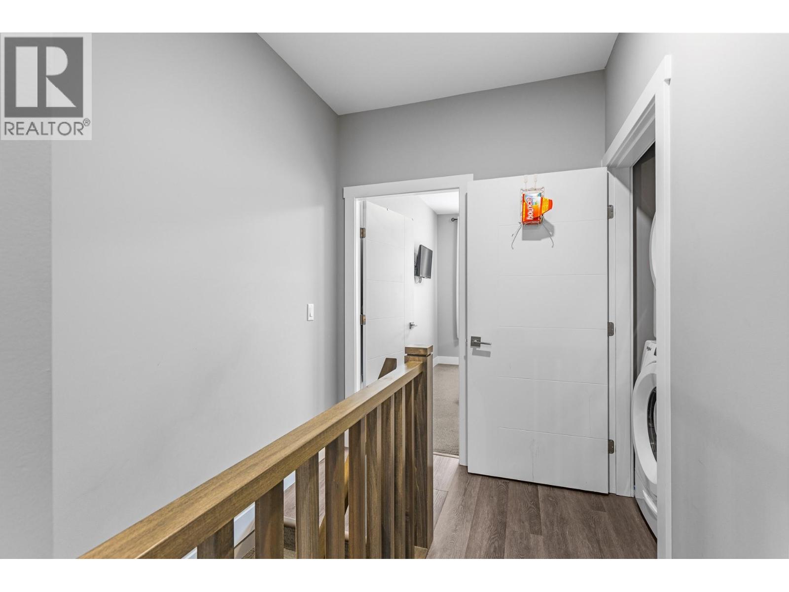 11581 Rogers Road Unit# 203, Lake Country