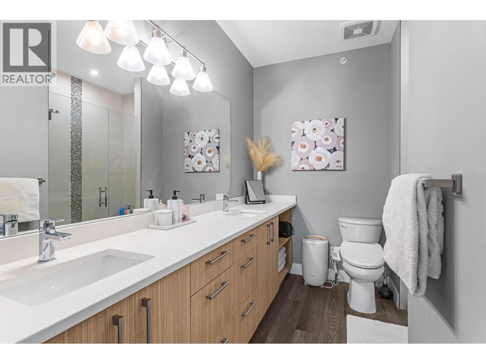 11581 Rogers Road Unit# 203, Lake Country