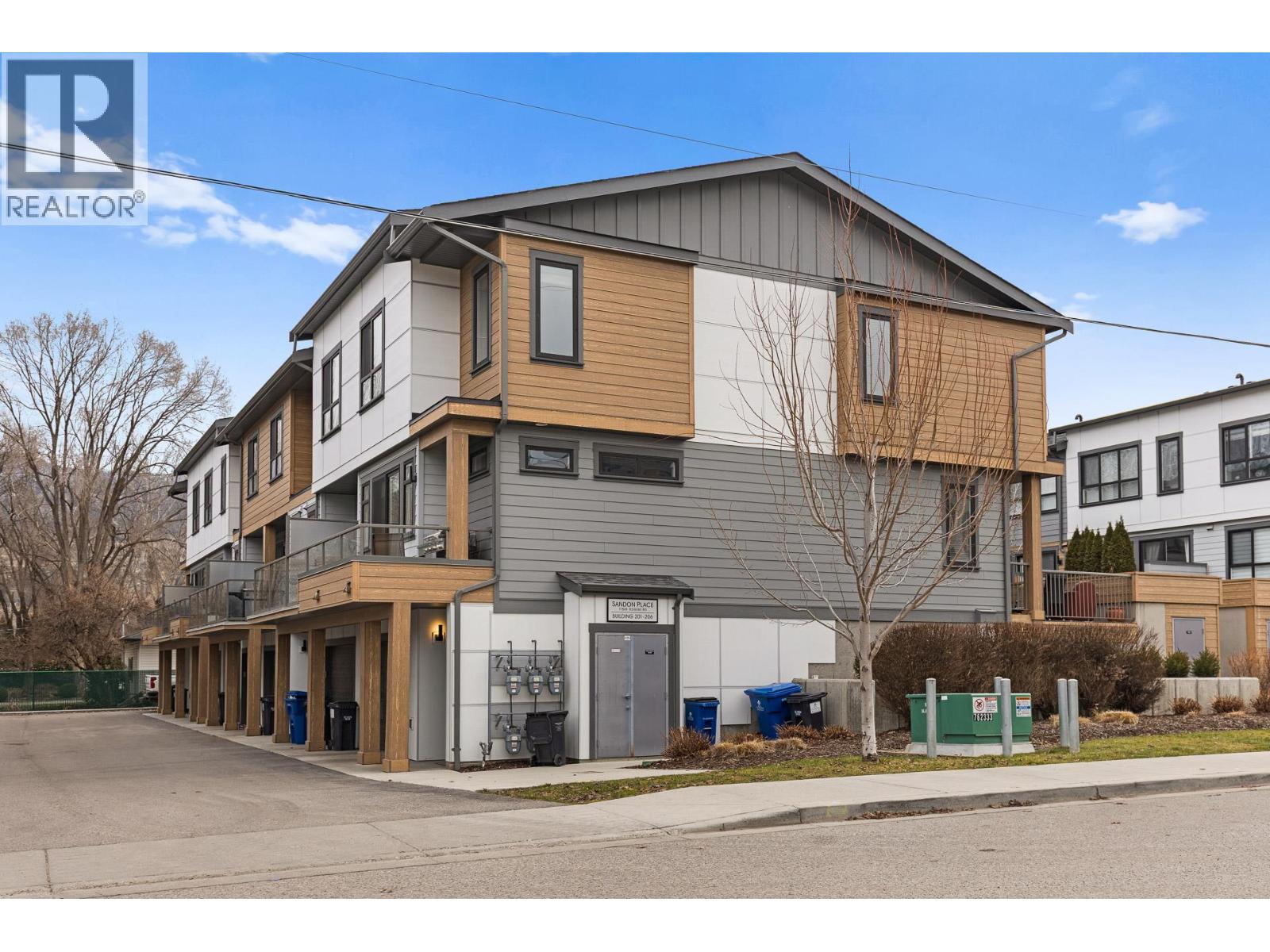 11581 Rogers Road Unit# 203, Lake Country