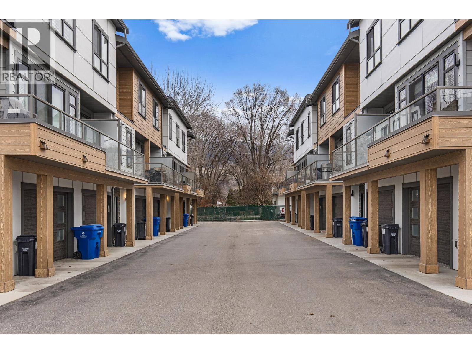 11581 Rogers Road Unit# 203, Lake Country