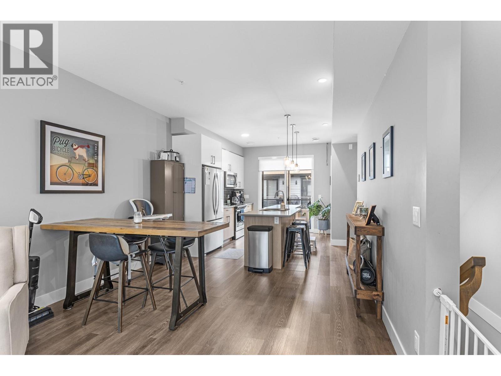 11581 Rogers Road Unit# 203, Lake Country