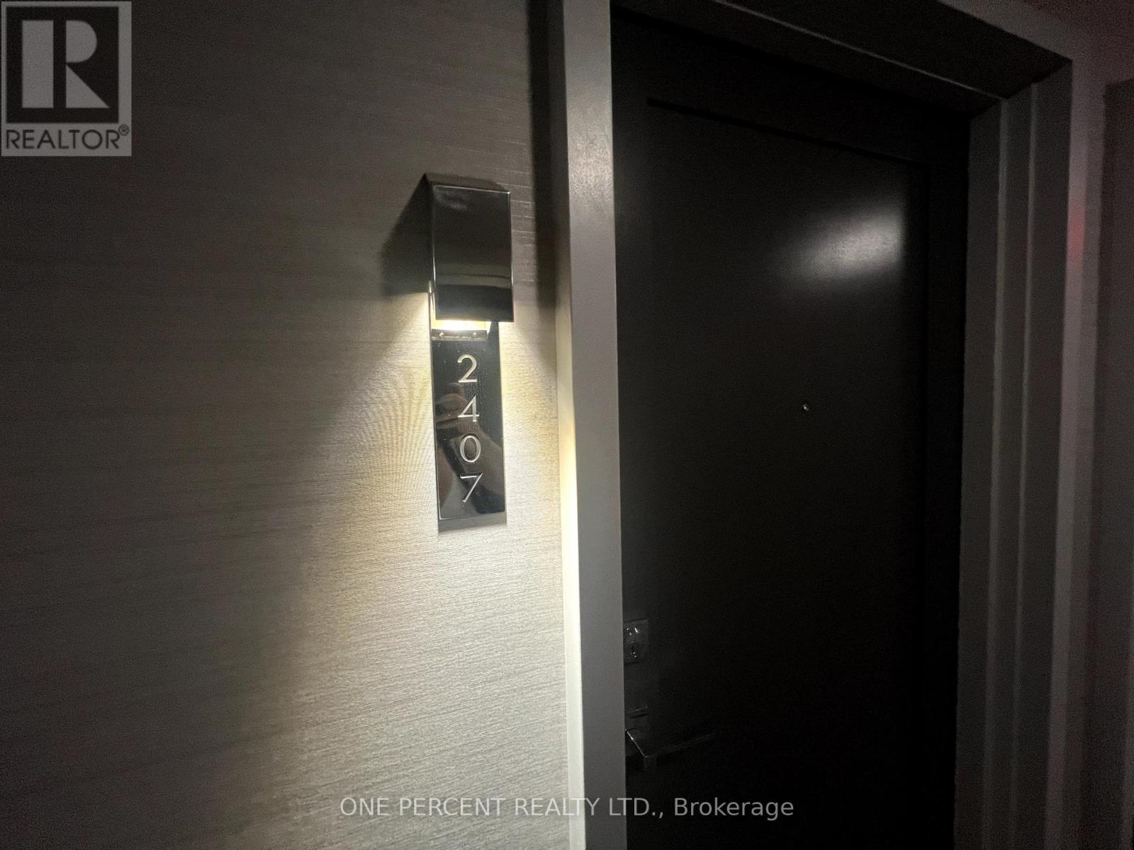 #2407 57 ST JOSEPH STREET - 3