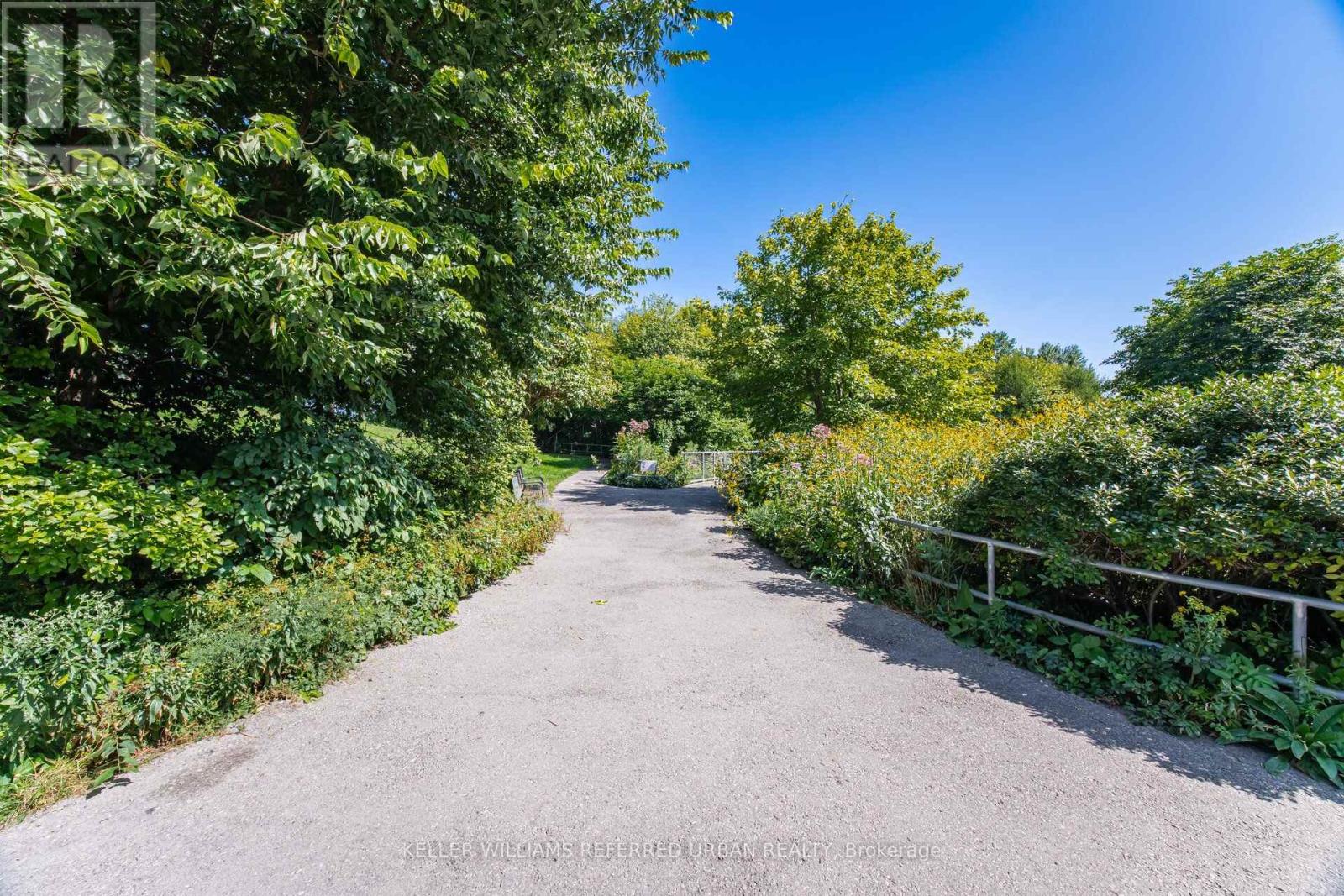 #TH105 170 BAYVIEW AVENUE - 39