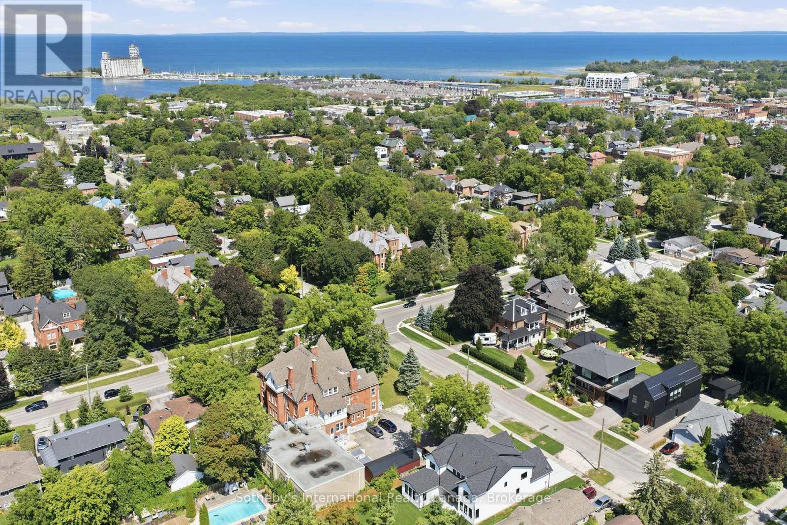 222 OAK STREET - 46