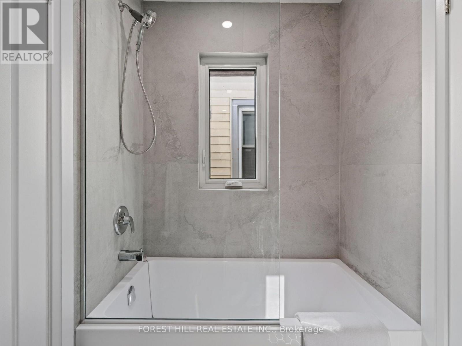 54 CHATHAM AVENUE - 12