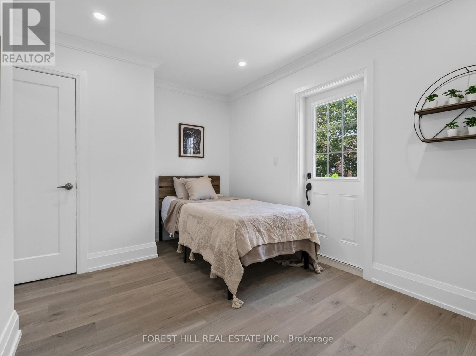54 CHATHAM AVENUE - 15