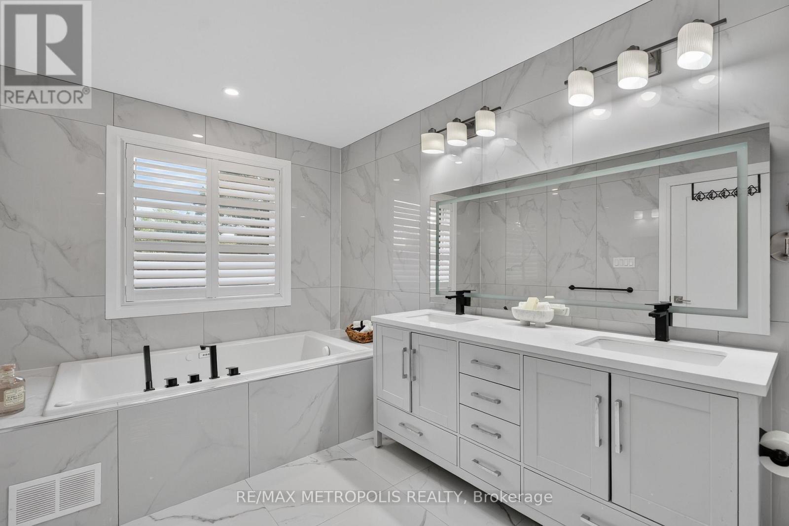 39 BENLEIGH DRIVE - Image 34