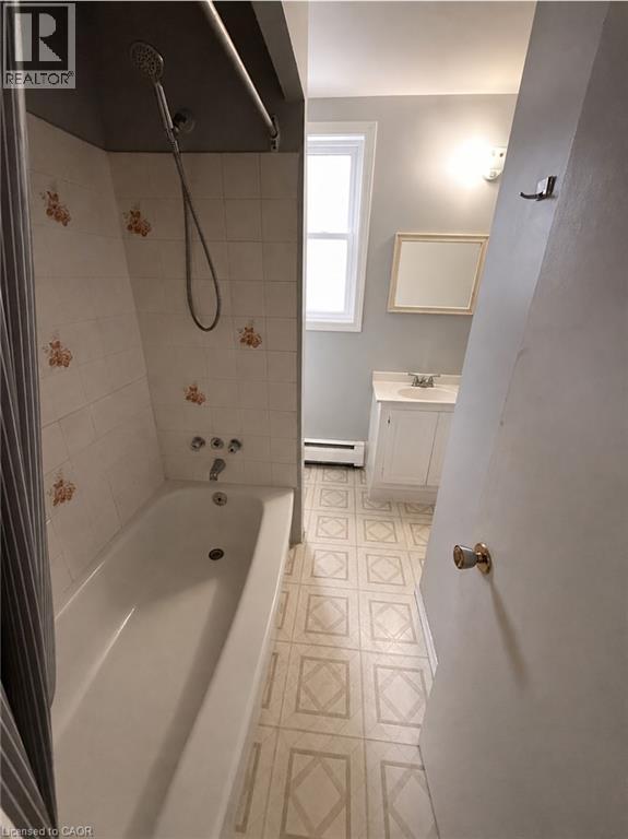 80 KINZIE Avenue Unit# 4 — photo 3