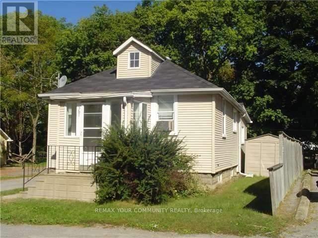 567 GRANBY PLACE