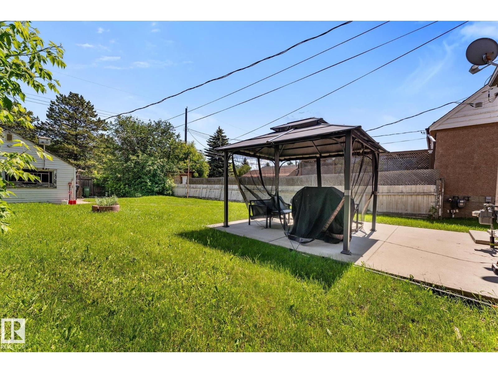11727 129 ST NW - 36