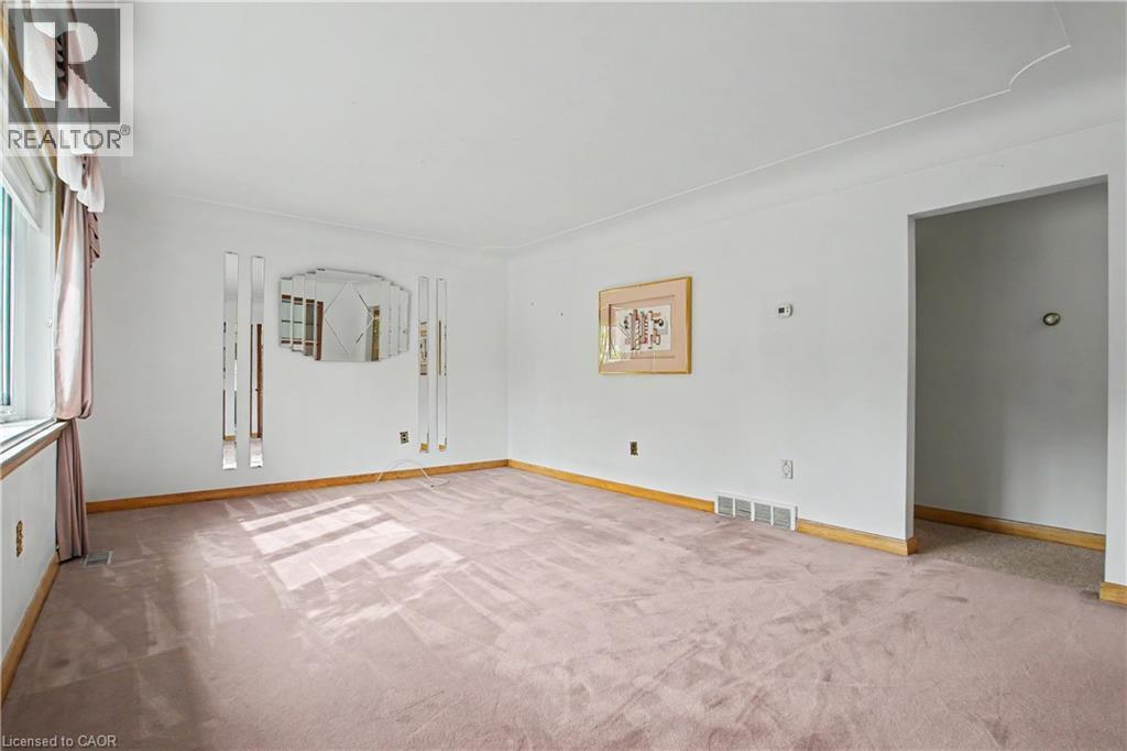 240 GUELPH Street - 7