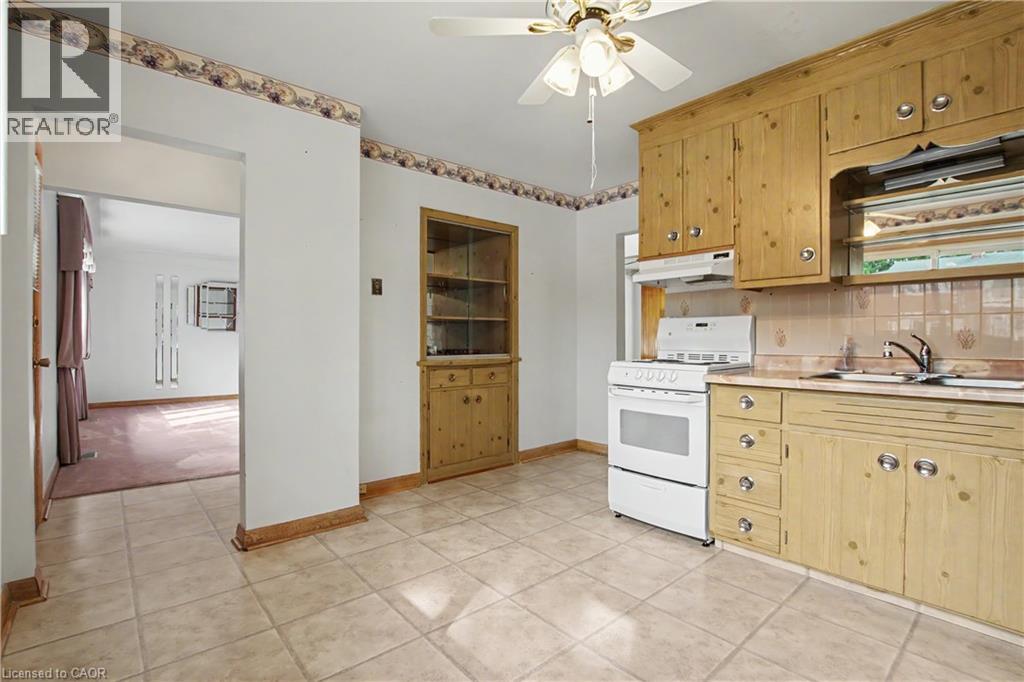240 GUELPH Street - 13