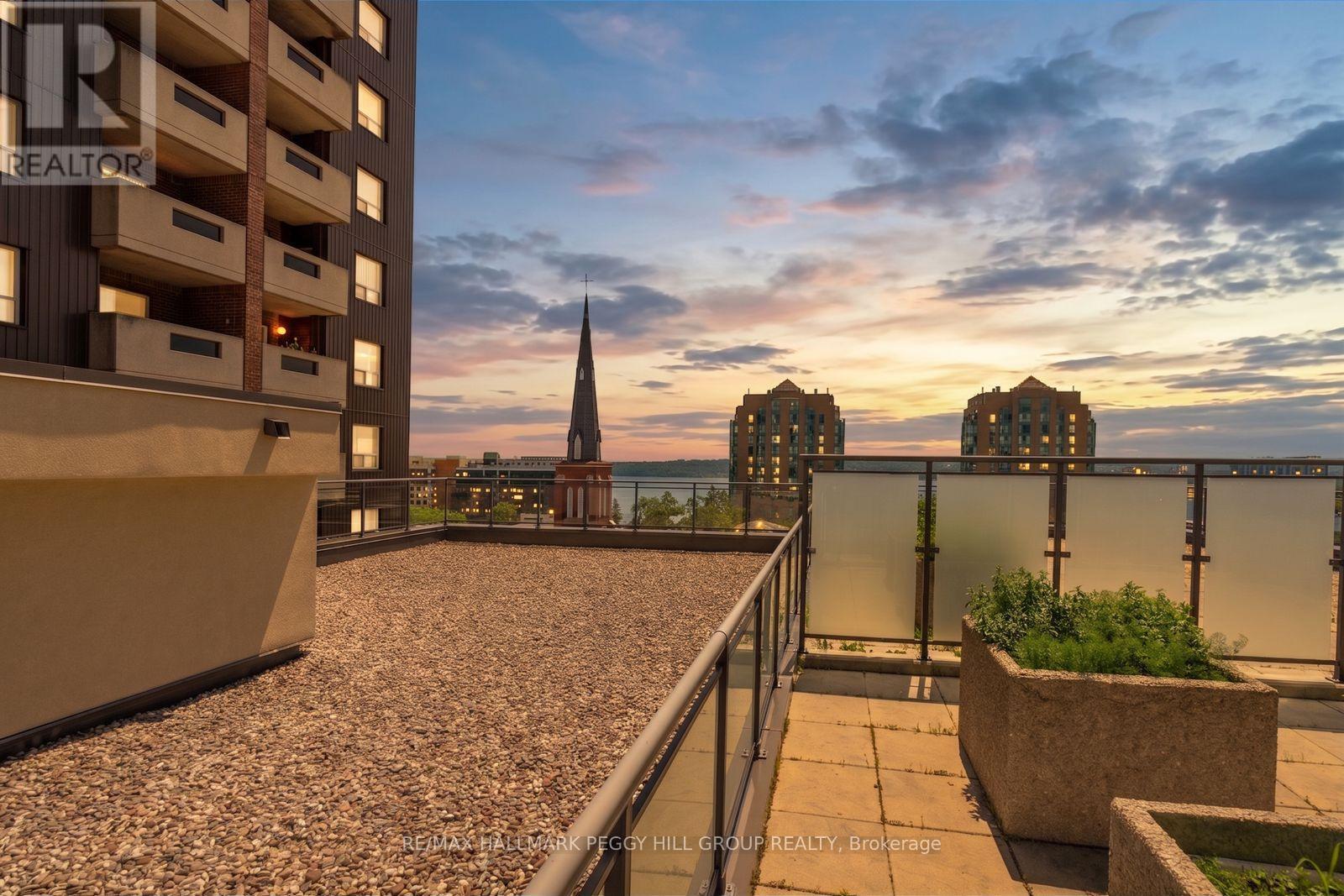 #309 111 WORSLEY STREET - 2