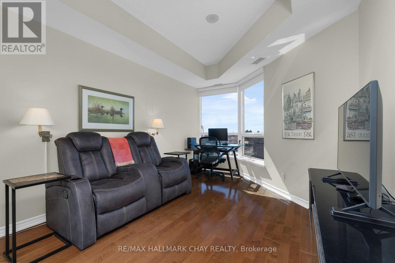 #702 37 ELLEN STREET - Image 16