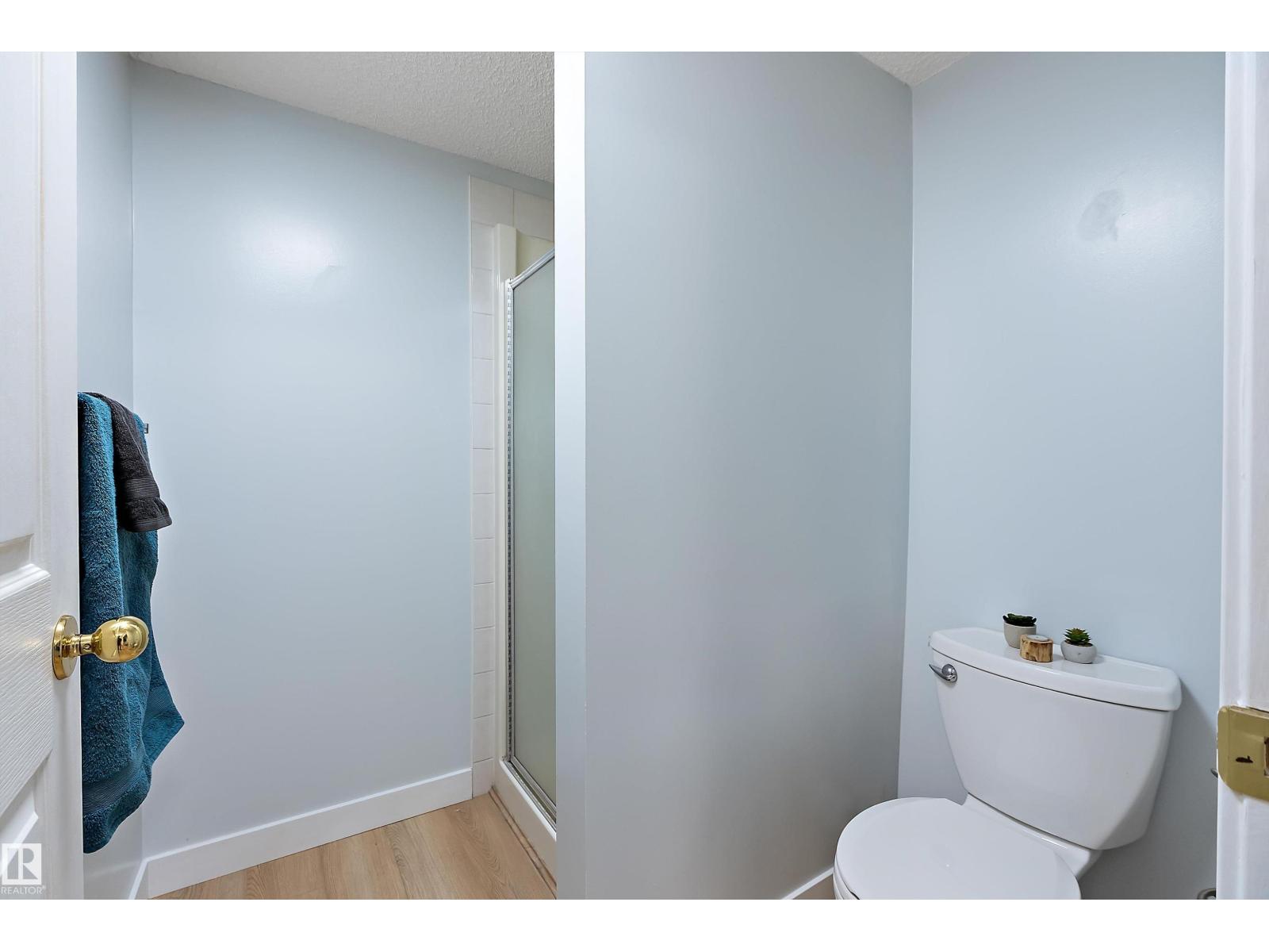#124 15499 CASTLE DOWNS RD NW - Image 39