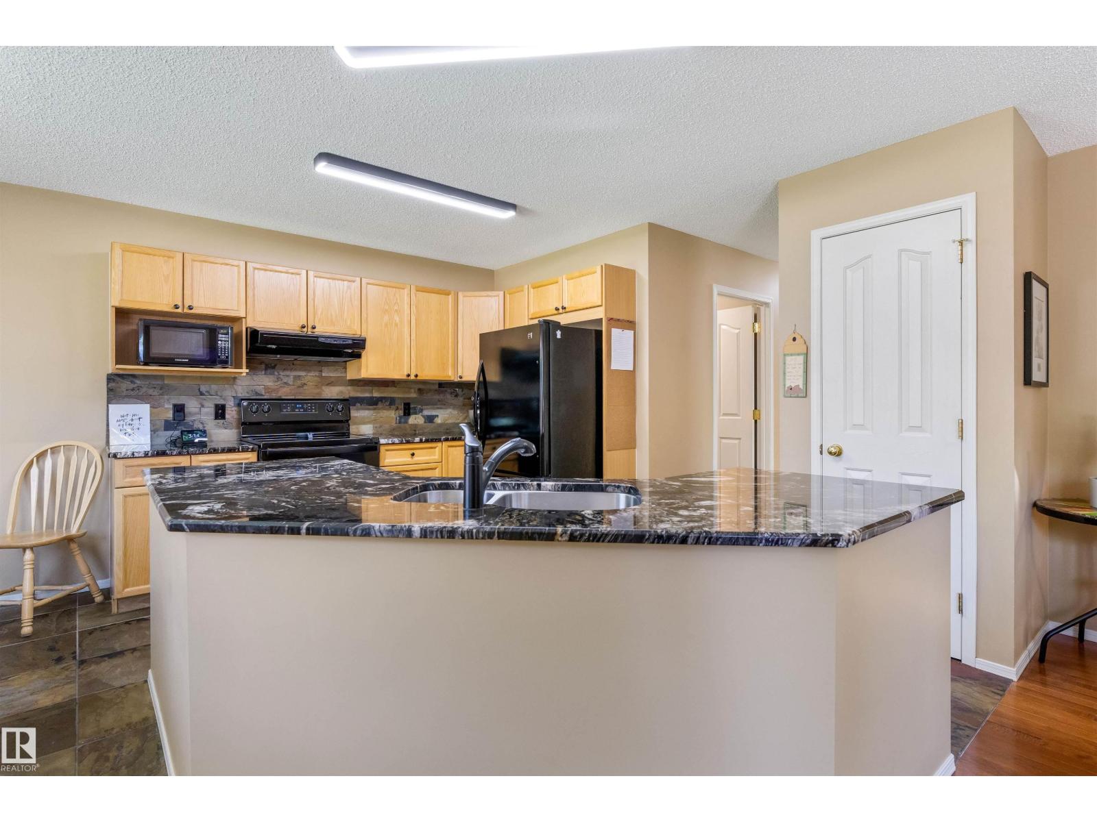 118 NAPLES WY - 9