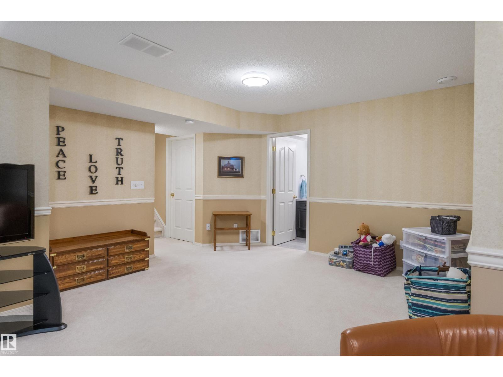 118 NAPLES WY - 30