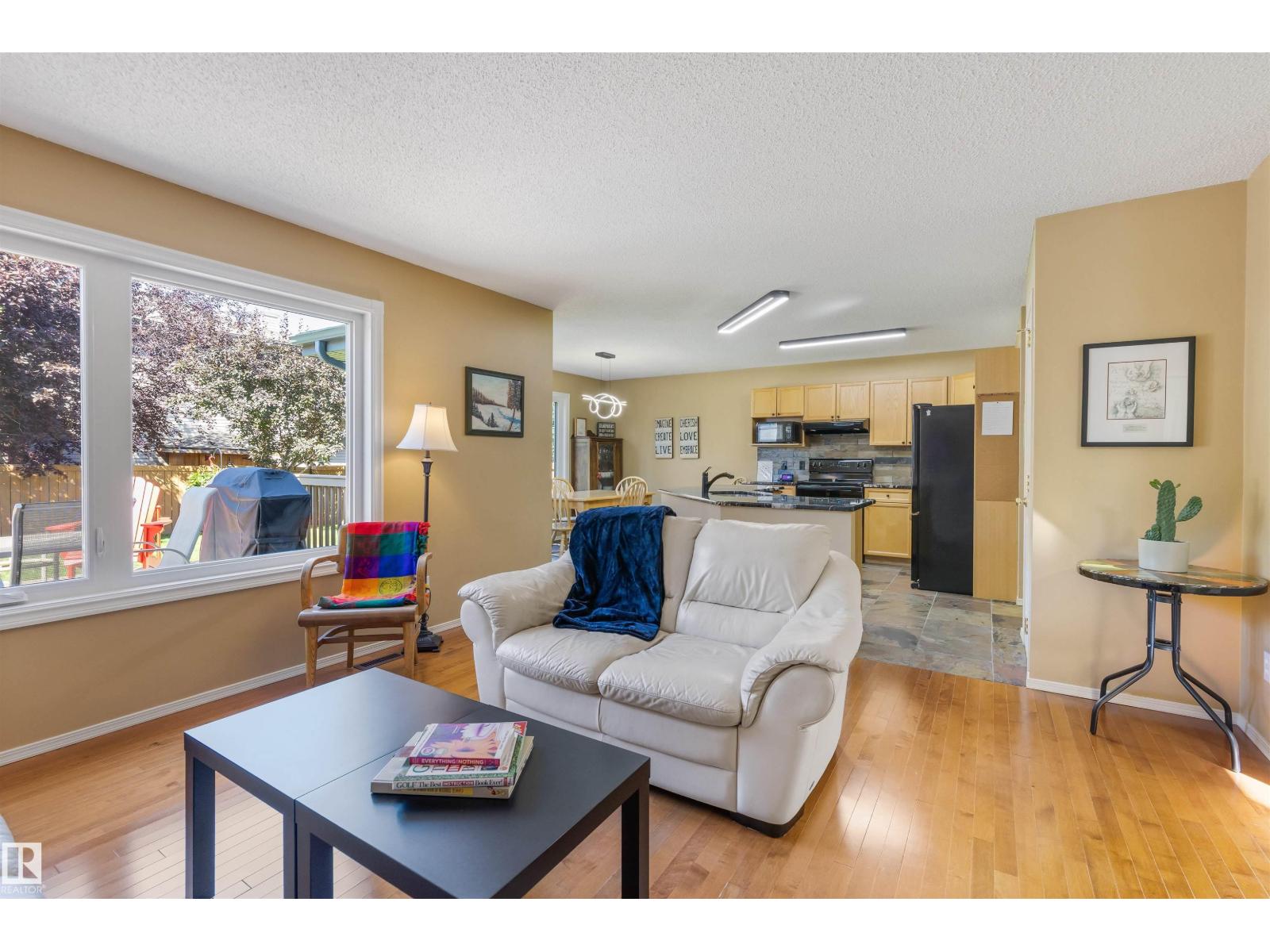 118 NAPLES WY - Image 4