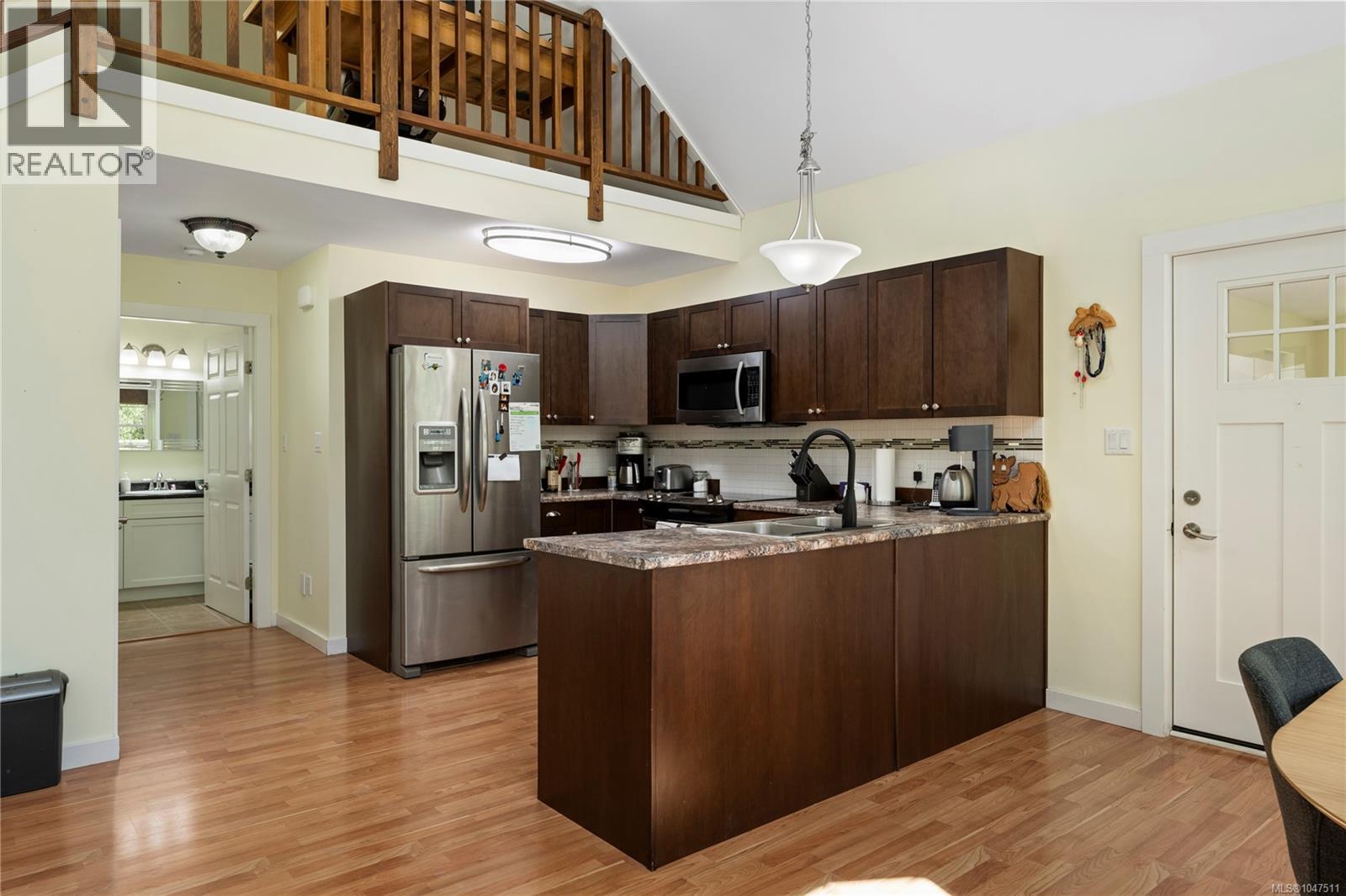 2800 Boyd Dr - 43