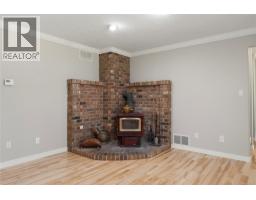 Living room - 2800 Boyd Dr, Nanoose Bay, BC V9P9E9 Photo 24