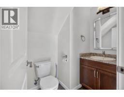 3608 Vermont Pl, Campbell River, BC V9H1V3 Photo 20