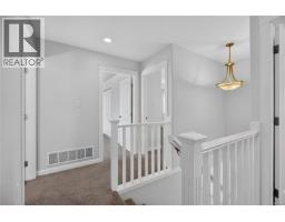 3608 Vermont Pl, Campbell River, BC V9H1V3 Photo 21