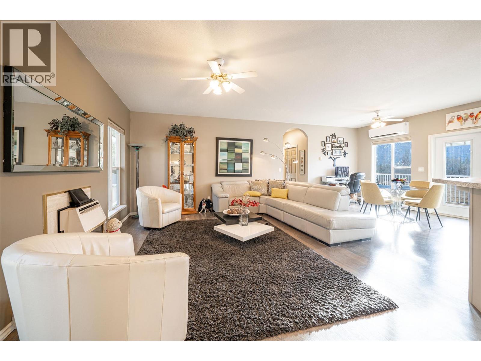 1851 70 Street SE - 54