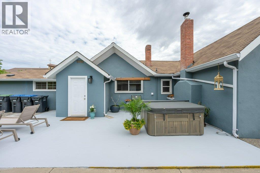 860 Fairview Road - 79
