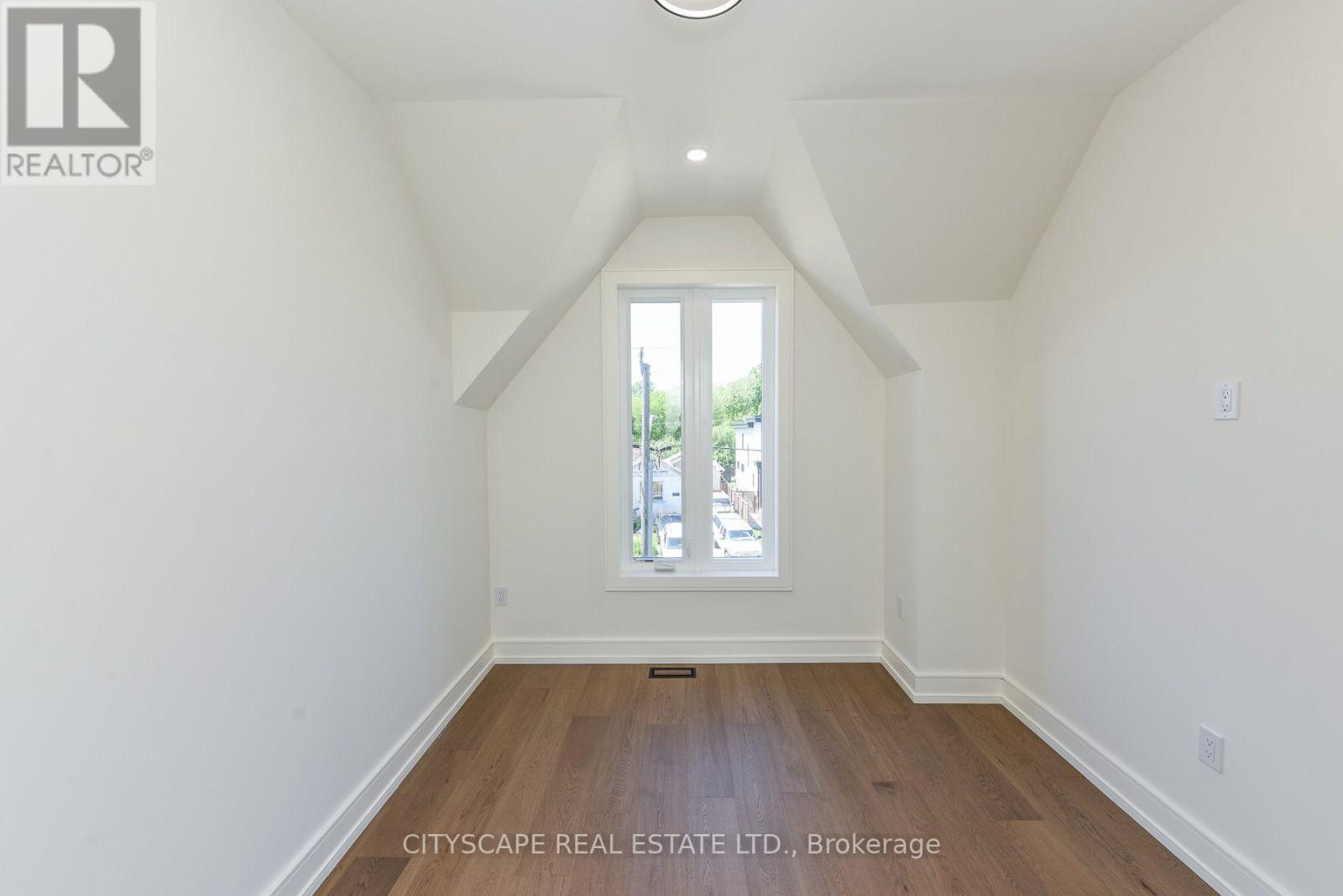 954 FOURTH STREET - Image 32