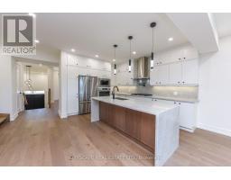 956 Fourth Street, Mississauga, ON L5E1J9 Photo 13