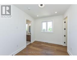 956 Fourth Street, Mississauga, ON L5E1J9 Photo 26