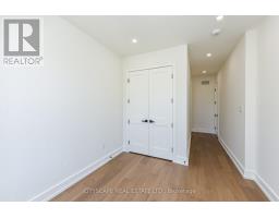 956 Fourth Street, Mississauga, ON L5E1J9 Photo 31