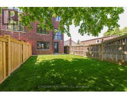 Eating area - 956 Fourth Street, Mississauga, ON L5E1J9 Photo 6