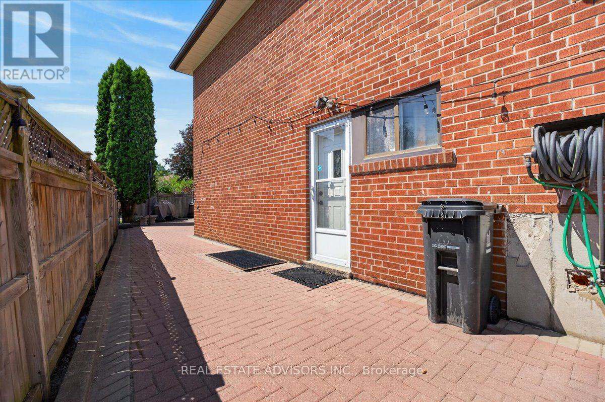 14 GRAMPIAN CRESCENT - Image 28