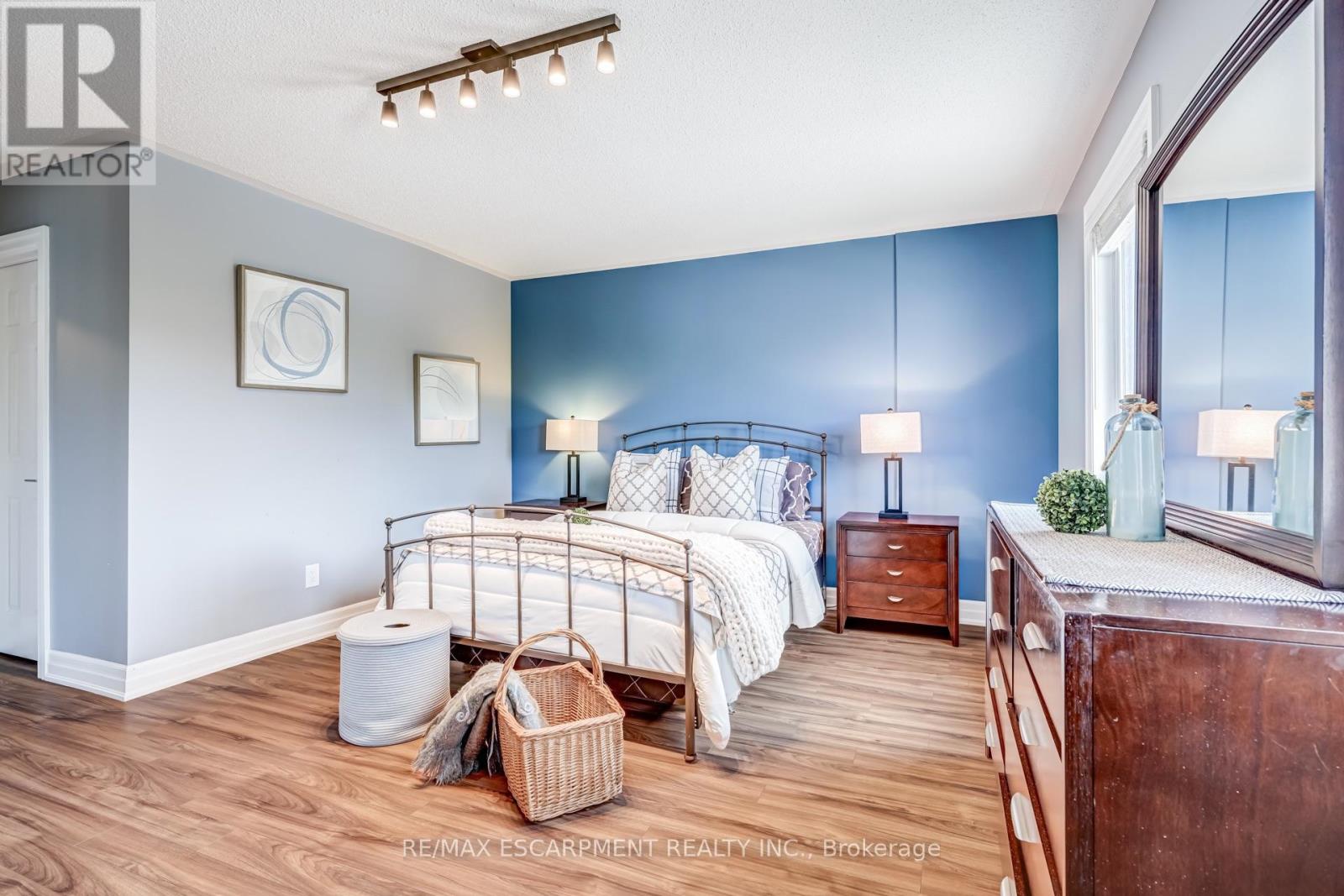 2125 WHITE DOVE CIRCLE - 20