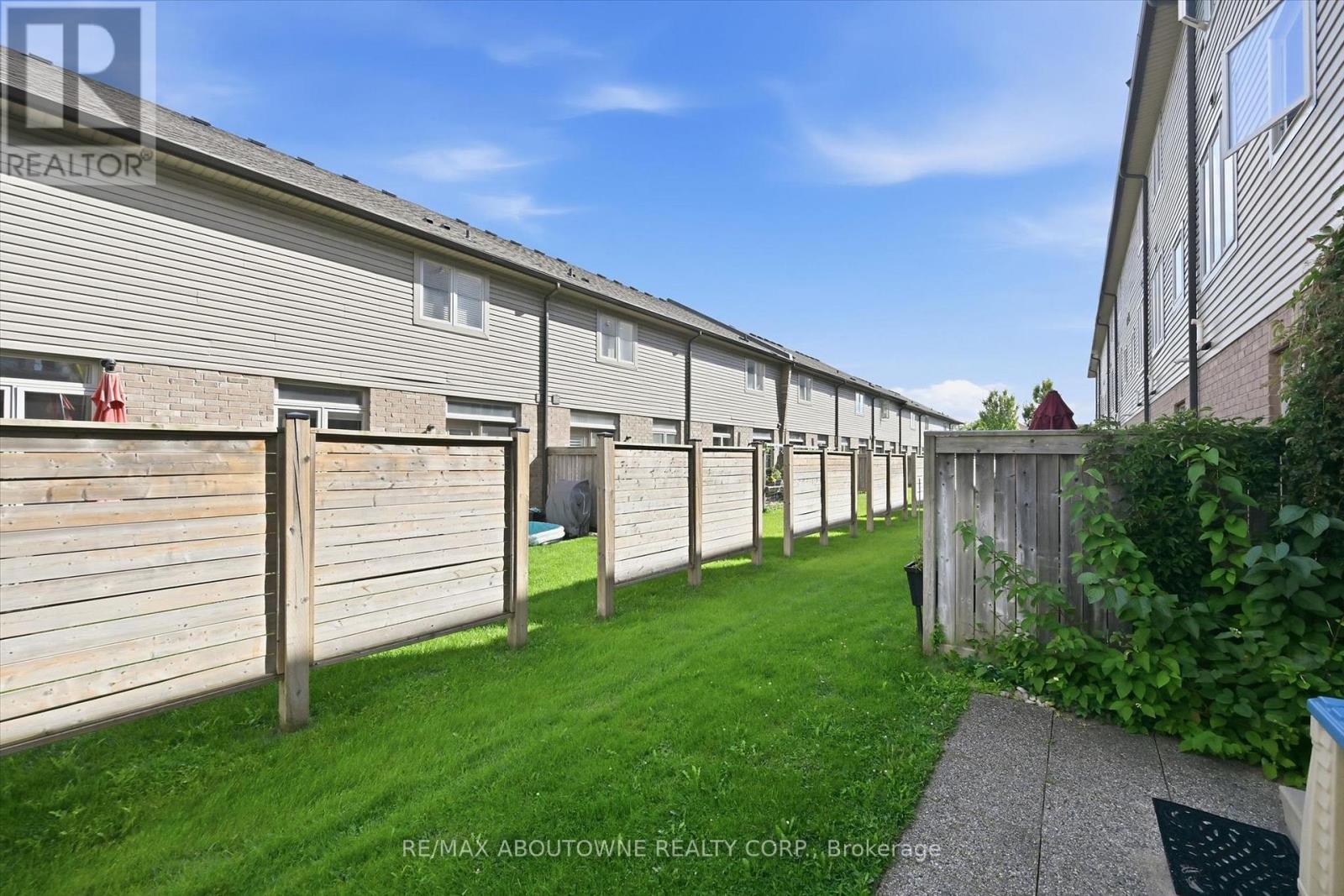 #10 2985 JACKSON DRIVE - 35