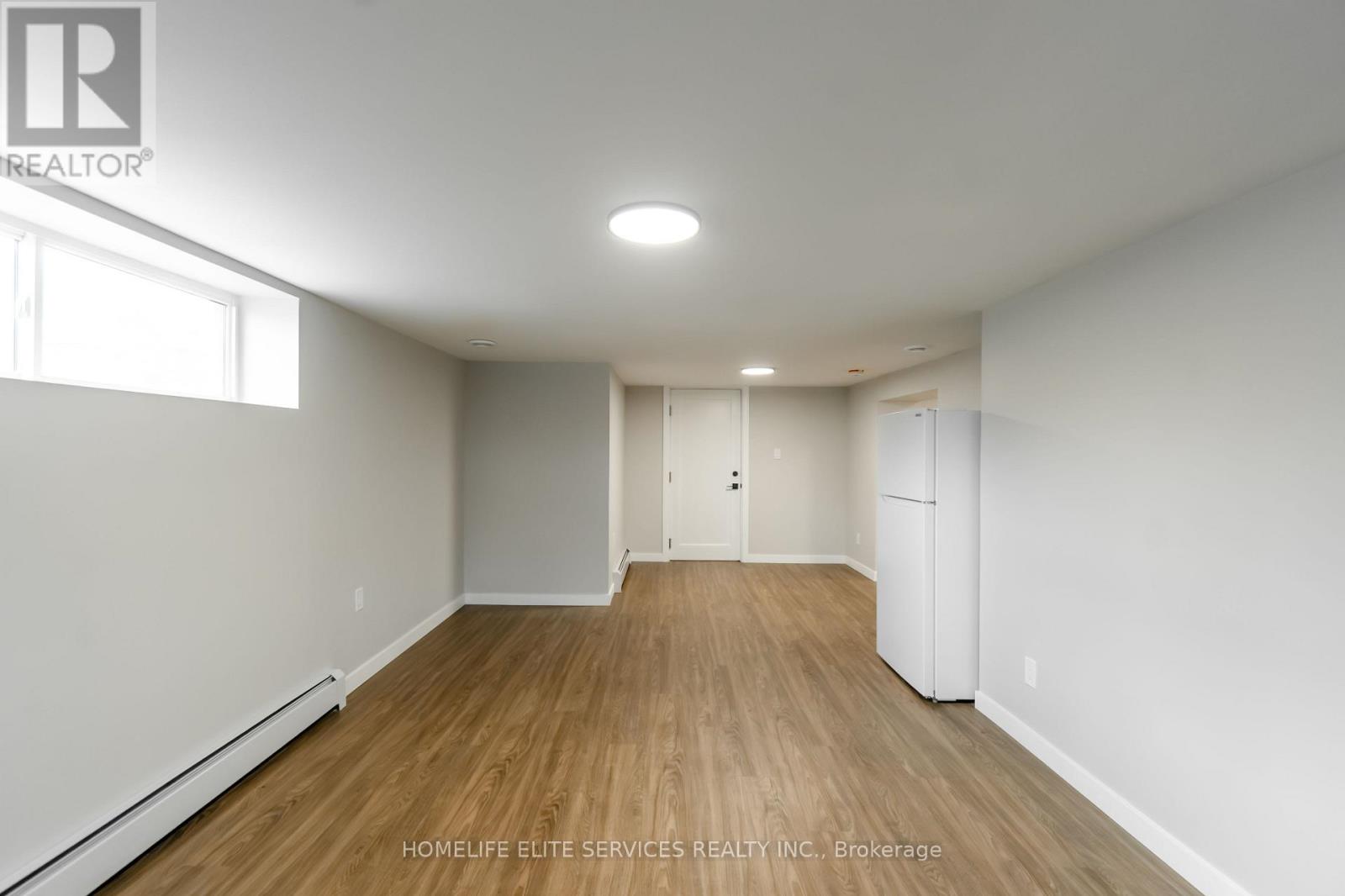 196 SECOND AVENUE E - Image 38