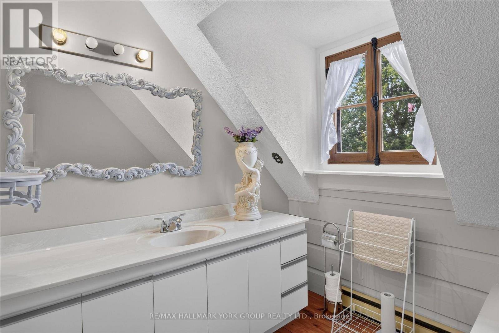 334 MOORINGS DRIVE - Image 28