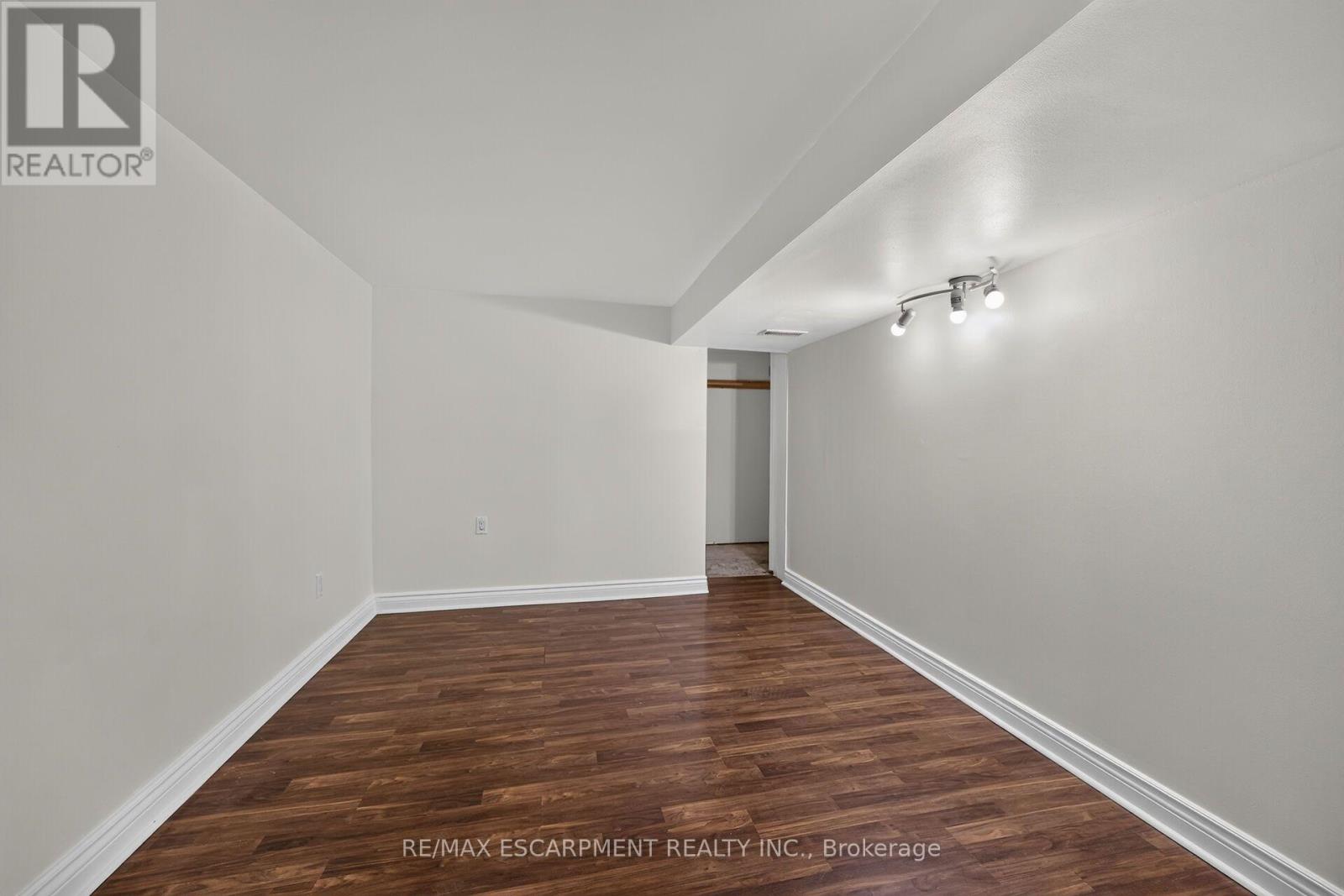89 WISE CRESCENT - Image 32